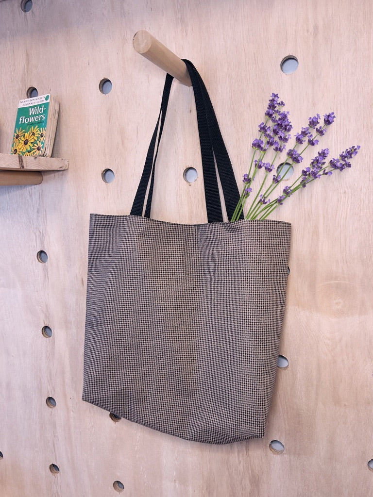 Machine Sewing 101: Make a Tote Bag // Saturday February 7th 1-3:30pm