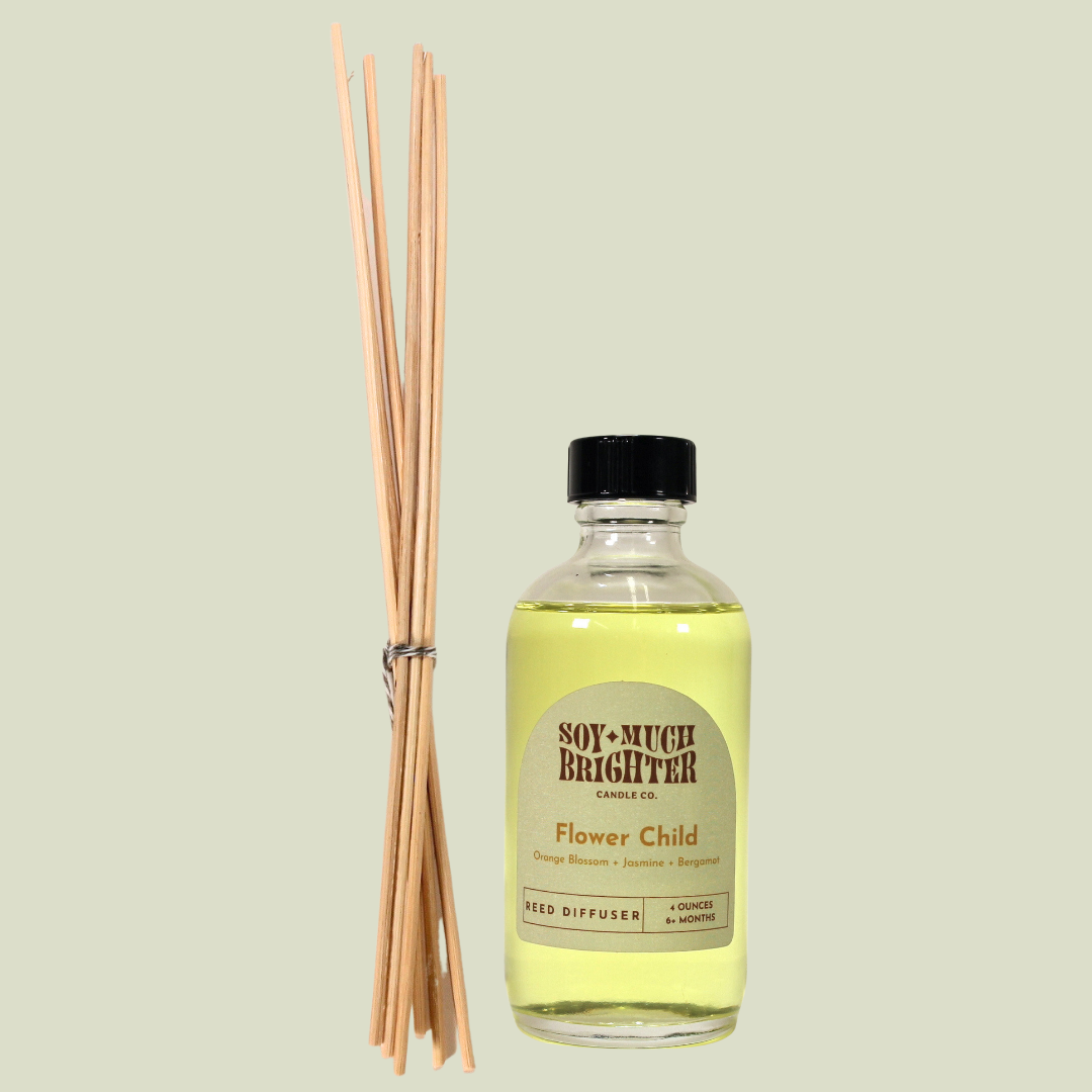 Floral scented reed diffusers that are nontoxic